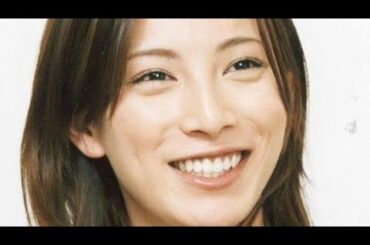 〝夏忘れチラ見え〟透けショットの加藤あいに反響「ピンクもお似合い」「お別れは寂しくもありますね」