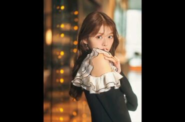 ＜鈴木ゆうか＞ミニワンピ、ボウタイワンピで冬コーデ　ビジュアルが公開　クラシカルなムード漂うコートやジャケットも