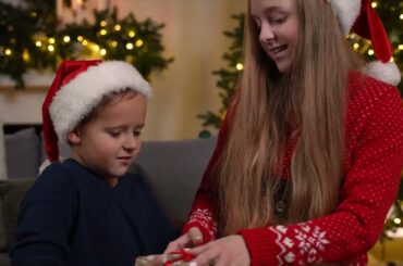 「花は君のそばに」PV　歌：松本梨香　映画「花のサンタ」主題歌