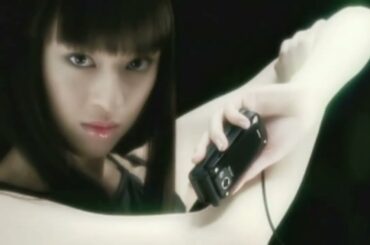 CM - Panasonic P901iS - 2005 - Chiaki Kuriyama (栗山 千明)【懐かしCM】