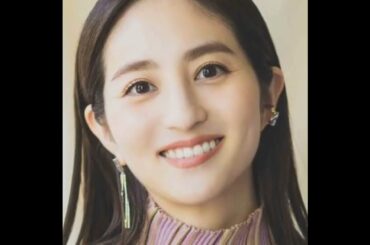 ＜堀田茜＞ニットドレスで美スタイル　タイト＆ふんわりでシンプルながら華やかに