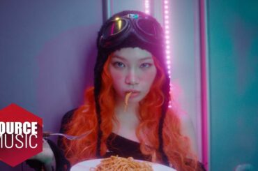 LE SSERAFIM (르세라핌) 'SPAGHETTI (feat. j-hope of BTS)' OFFICIAL MV