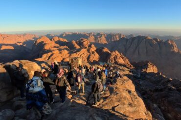 エジプト・シナイ山、日の出登山ツアー