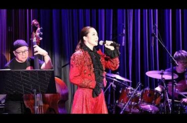 真飛聖、30周年記念ライブ開催　宝塚時代さながらのホットなステージ…涙、応援うちわに「原点に戻れた」