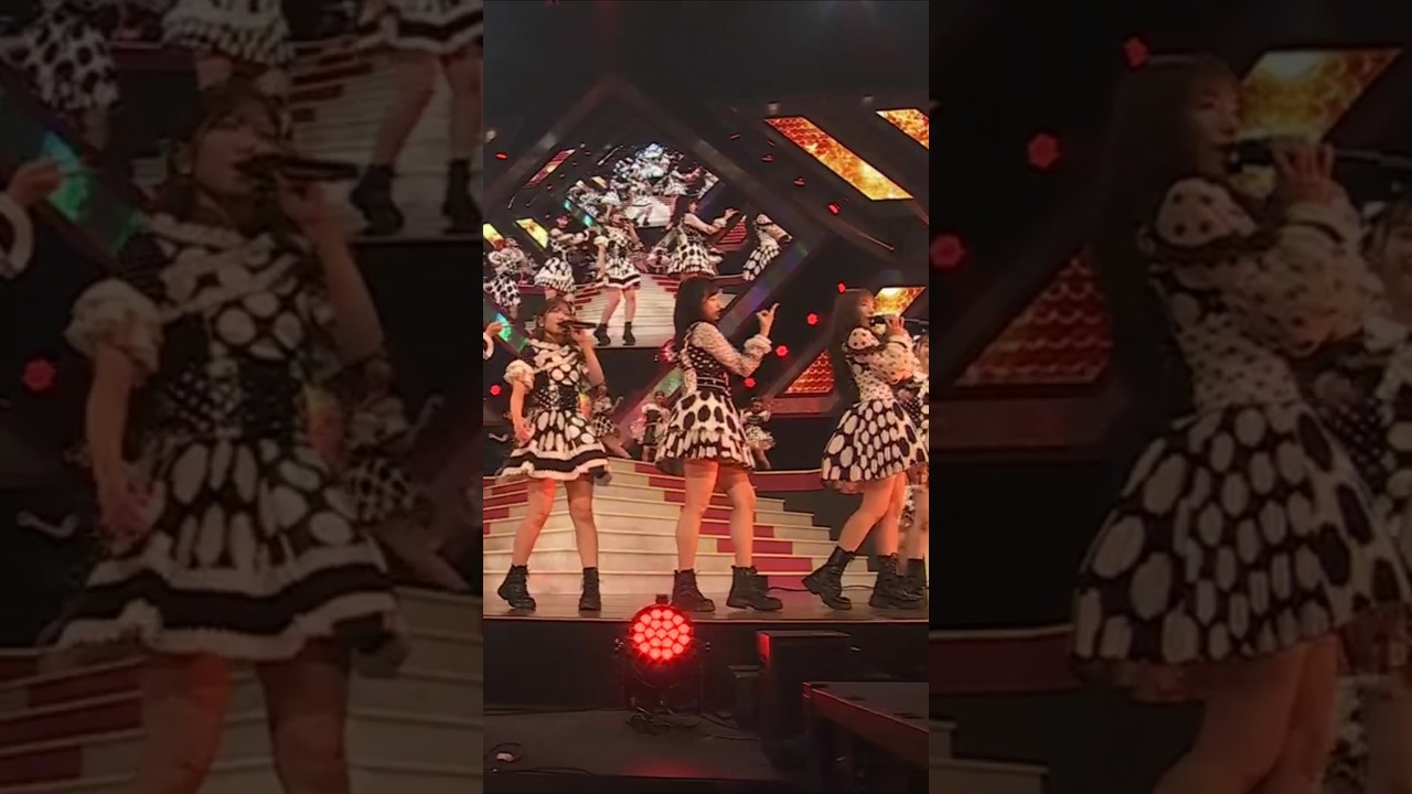 🍊 フライングゲット 🌸 #AKB48 #八木愛月 Azuki #小栗有以 Yui Oguri #村山彩希 Yuiri #山内瑞葵 Mizuki 🍓 #AKB48_20thYear #shorts 🍊 フライングゲット 🌸 #AKB48 #八木愛月 Azuki #小栗有以 Yui Oguri #村山彩希 Yuiri #山内瑞葵 Mizuki 🍓 #AKB48_20thYear #shorts