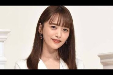 近藤千尋、透けレーススカート姿で脚上げ披露「投球フォーム綺麗」「スタイル抜群」の声