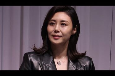 ５１歳・松嶋菜々子の姿が「急に」「すごいことに」「白髪」「実年齢よりかなり…」「何事？！」朝ドラで変ぼう