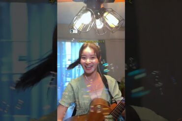 この曲シーブリーズのCM曲だったらしい🙂‍↕️なつかしい笑みんな何色の使ってた？？#ミラクル #miwa #音楽紹介 #音楽足りてる？#JPOP #夏曲 #夏曲おすすめ #懐メロ #平成レトロ