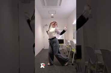 OPを突き出す中田花奈