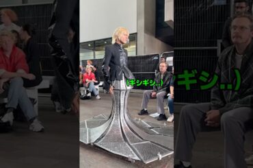 世界で1位のファッションデザイン科 2025卒業作品ファッションショー