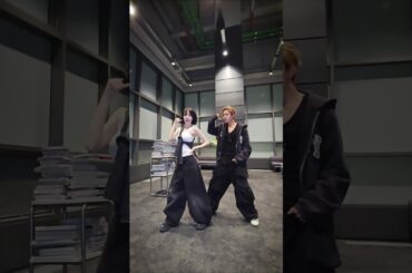 Eat it up w/ #ENHYPEN #HEESEUNG 🍜🍝 #LE_SSERAFIM #르세라핌 #SAKURA #사쿠라 #EAT_IT_UP_SPAGHETTI