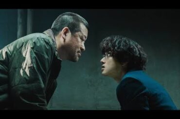 🔥映画界に異変！『チェンソーマン』7週連続1位の裏で…“爆弾”が放つ衝撃💣#チェンソーマン #爆弾 #映画ランキング #日本映画 #興行収入 #東宝 #ワーナー #映画解説 #邦画 #話題作
