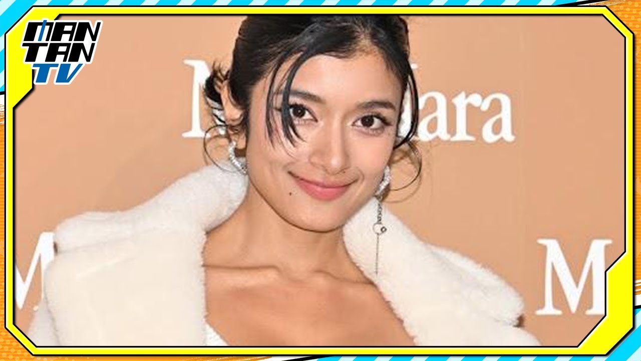 ローラ、大胆コーデで美脚全開! ホワイトコートで華やかに 「マックスマーラ」ポップアップストアに来場 ローラ、大胆コーデで美脚全開! ホワイトコートで華やかに 「マックスマーラ」ポップアップストアに来場