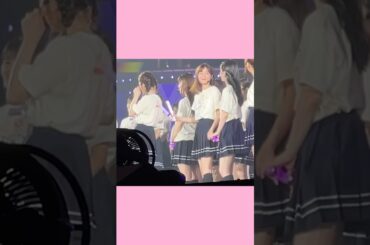 卒業前ジャイアンにペンライトを奪われる久保