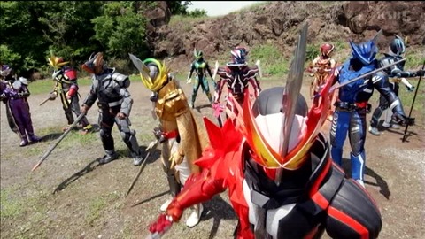 【朗報】スーパー戦隊シリーズの後番組、刑事が主人公の特撮ヒーローものか eBYoOJZ