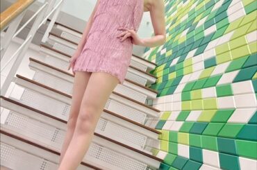 【画像】かつみ❤︎さゆりのさゆりさん(59)脚が長すぎて歪んでないのに歪むwwwwwwwww