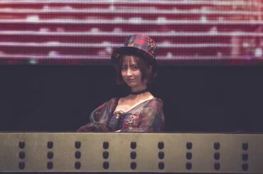 AKB48 篠田麻里子 上からマリコ→島崎遥香 永遠プレッシャー →松井珠理奈 パレオはエメラルド→ナギイチ→少女たちよ ❕❕ 「20周年記念コンサート Part1」は豪華すぎるオープニングで幕開け🎂