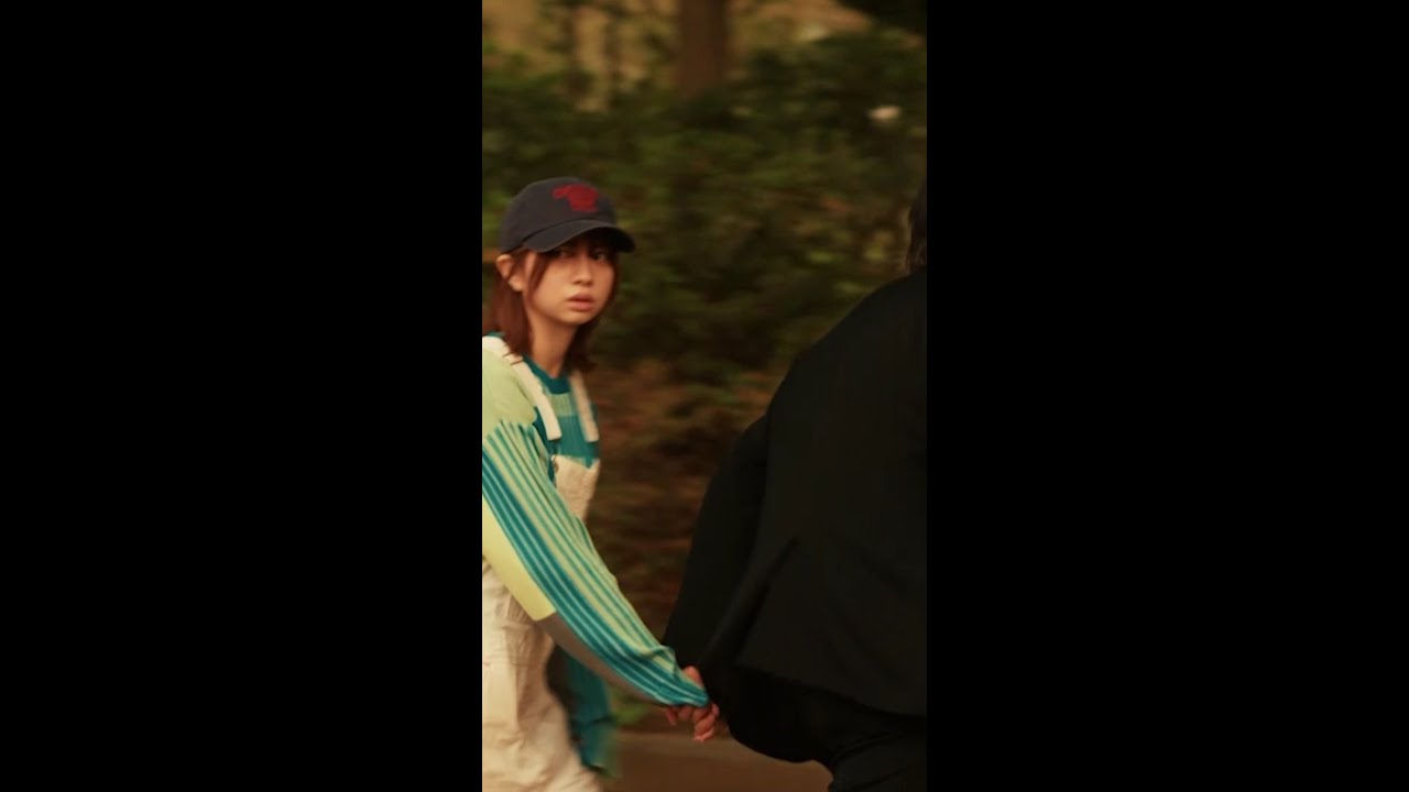 ハチの手を取り逃げる2人💨 #桜田ひより #佐野勇斗 #北村一輝 #ファーストサマーウイカ #エスケイプ #shorts ハチの手を取り逃げる2人💨 #桜田ひより #佐野勇斗 #北村一輝 #ファーストサマーウイカ #エスケイプ #shorts