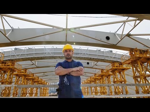 橋本環奈を建造する男たちの努力の裏側に迫る 橋本環奈を建造する男たちの努力の裏側に迫る