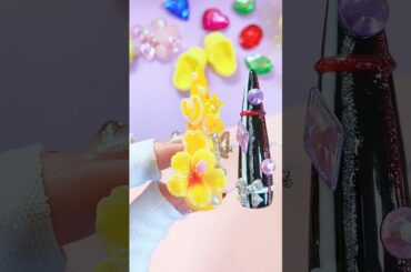 コギャルのりゅあちゃん×クリスマスネイル🎄💅💛#christmas #コギャル #りゅあちゃん #ネイルチップ #ギャル