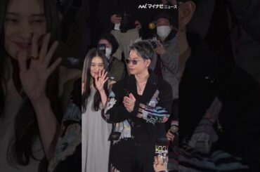 “剣心” #佐藤健 、“薫” #武井咲 をすぐさまエスコート！ 『#るろうに剣心』上映前イベント