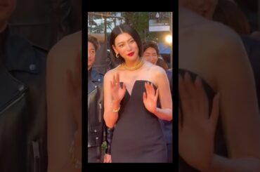 チラ見え #三吉彩花 #放送事故