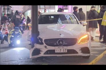 【速報】東京・新宿駅近くで車が歩道に突っ込む　10代女性ら3人が病院搬送(2025年12月31日)