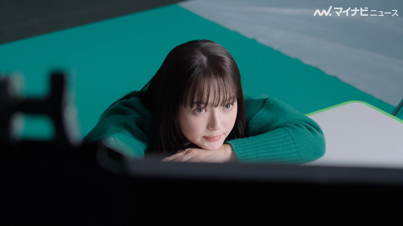 多部未華子の上目遣いにドキッ!至近距離&柔らかい声で囁く スマホアプリ「タックスナップ」新CM&メイキング&インタビュー 多部未華子の上目遣いにドキッ!至近距離&柔らかい声で囁く スマホアプリ「タックスナップ」新CM&メイキング&インタビュー