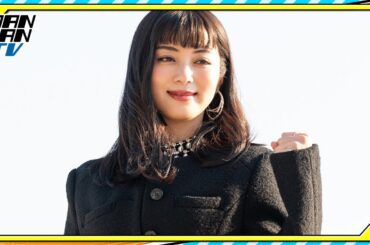 池田エライザ、スリットドレスで美スタイル　「ビギナーズラックを信じて」馬券を購入　「東京大賞典」でプレゼンターに