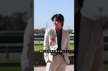 目黒蓮、生配信で浜辺美波との距離感にファン驚き