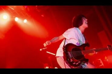 🎸🔥 アユニ・Dが覚醒――PEDRO〈I am PEDRO TOUR〉横浜公演で“今が最高”を証明 🔥🎸