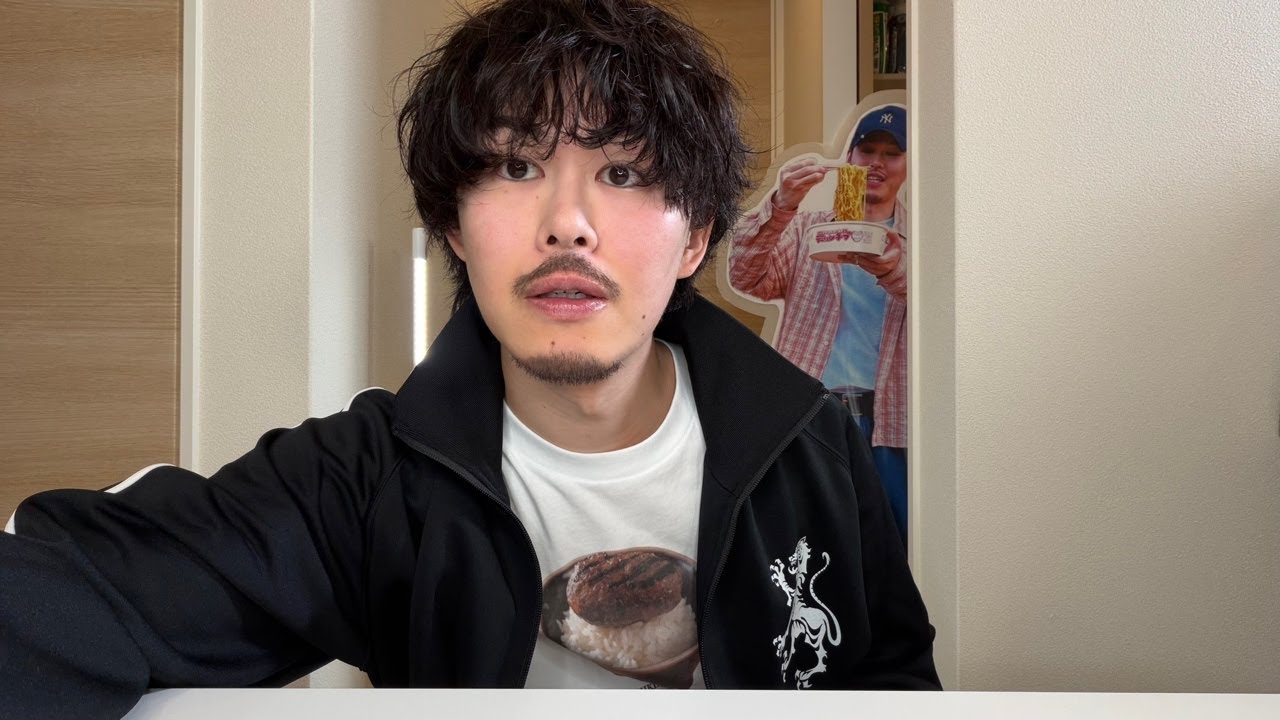 1ヶ月1万円生活16日目!激安食材使って超節約レシピを作るぞ💸 1ヶ月1万円生活16日目!激安食材使って超節約レシピを作るぞ💸