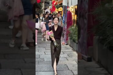 クラシック vs モダン：女性におすすめのスタイル対決！ #レディースファッション #トレンド #おしゃれ #エレガント #おしゃれ #プチプラ #大人のおしゃれ #おしゃれ #プチプラ