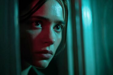 SWEPT UNDER - Sulle Tracce Del Serial Killer | 映画フル | 殺人現場の証拠品 | HD