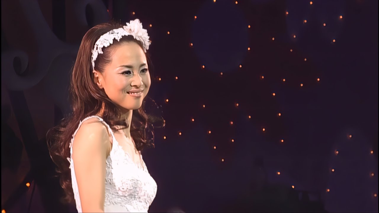 【4K HDR10 画質】松田聖子 2000年Live / 全曲メドレー(裸足の季節~赤いスイートピーまで15曲)/「Seiko Concert Tour 2000 20th Party」から 【4K HDR10 画質】松田聖子 2000年Live / 全曲メドレー(裸足の季節~赤いスイートピーまで15曲)/「Seiko Concert Tour 2000 20th Party」から