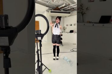 衣装直しで事故っても動じない胆力が、コスプレイヤーには必要だとわかります。