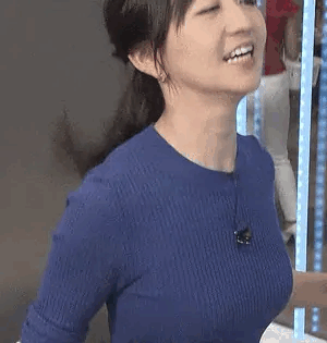 【gif画像】女子アナさんニットで縄跳びでお胸ばるんばるんwwwwwwwwwwwwwwwwwwww