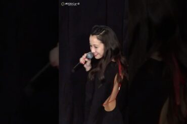 沢尻エリカ、美背中全開の大胆衣装で神対応