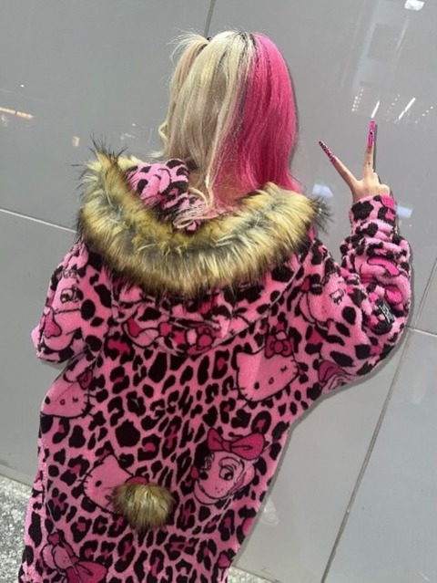 【画像】後ろ姿だけはかわいい女子小学生ｗｗｗｗｗｗｗｗ