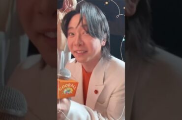 この日全員綾瀬はるかさんの真似してクマちゃんサイン🧸平和な世界♡グッドエール　浜辺美波さんカメラで、もっくんのアップを撮影！