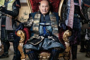 【全員裏切り】部下を犬扱いしたパワハラ上司の末路…ヤクザ版『本能寺の変』がエグすぎる！映画『首』を徹底解説