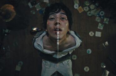 映画『THE MAN IN THE MIDDLE／真ん中の男』特報