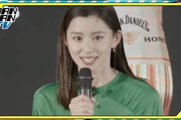 朝比奈彩、グリーンのロングドレスで魅了　「ジャックダニエル」12年ぶりとなる新フレーバー「テネシーアップル」をイメージ