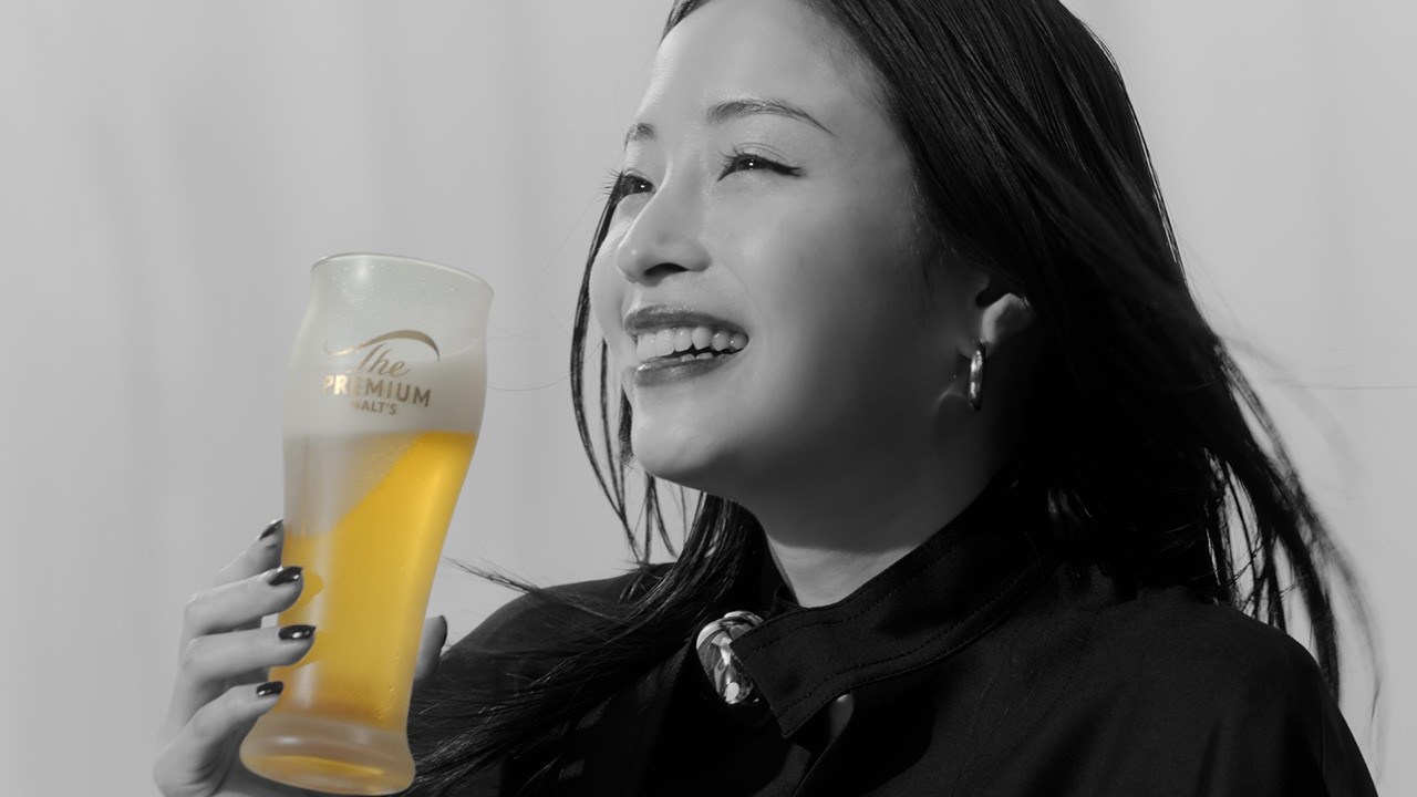 広瀬すず×伊藤沙莉×オダギリジョー、“大人まるちゃん”がいい飲みっぷり! ナレーションは津田健次郎 「ザ・プレミアム・モルツ」新CM+メーキング 広瀬すず×伊藤沙莉×オダギリジョー、“大人まるちゃん”がいい飲みっぷり! ナレーションは津田健次郎 「ザ・プレミアム・モルツ」新CM+メーキング