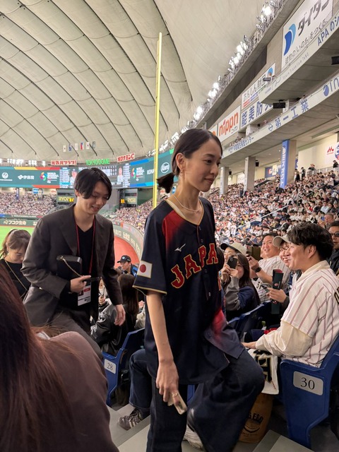wbcを見に来た人気女優が美人すぎると話題 （※画像あり）