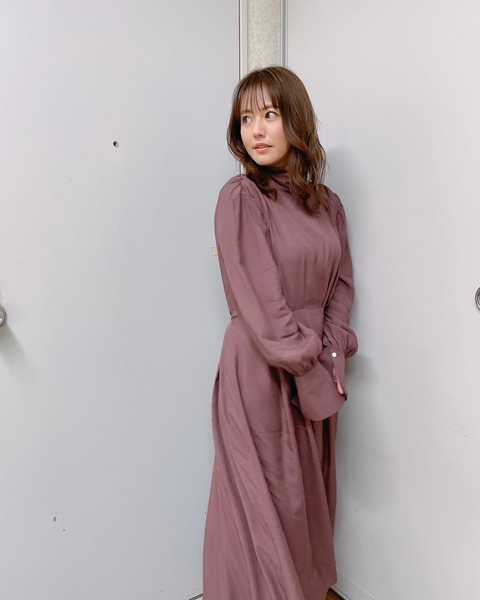 【画像】磯山さやか(42)のエチエチボディwwwwwwwwwwwwwwwwww