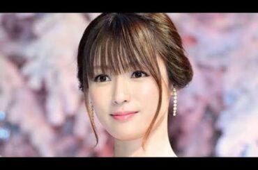 ＜深田恭子＞大阪で番組収録、美肌見せコーデを披露　「東京にはない収録」「新鮮」と振り返る　「明石家電視台」で一般観覧者200人からの直球質問に回答