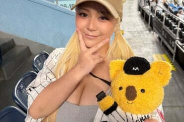 爆胸美女、エ□い格好でロッテ戦を見に行ったら叩かれてしまう （※画像あり）