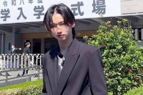 元テレ朝アナ・富川悠太氏のイケメン長男が大学入学を報告　スーツ姿の入学式ショットに「かっこよ」