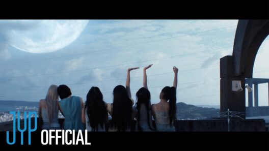 NMIXX(엔믹스) “Heavy Serenade” M/V